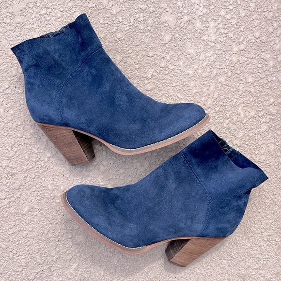 Sole Society Shoes - Sole Society Alexi blue suede stacked heel ankle booties